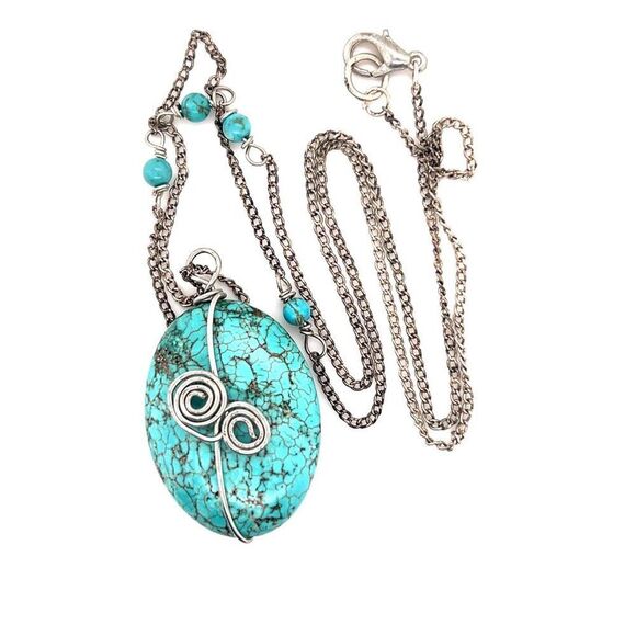 Faux Turquoise Necklace - Picture 3 of 3